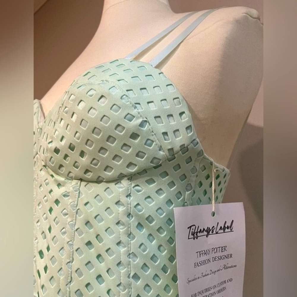 HANDMADE TIFFANYSLABEL GREEN DRESS EMBROIDERED TEXTURE TOP | TULLE | M(6-8) - Picture 9 of 10